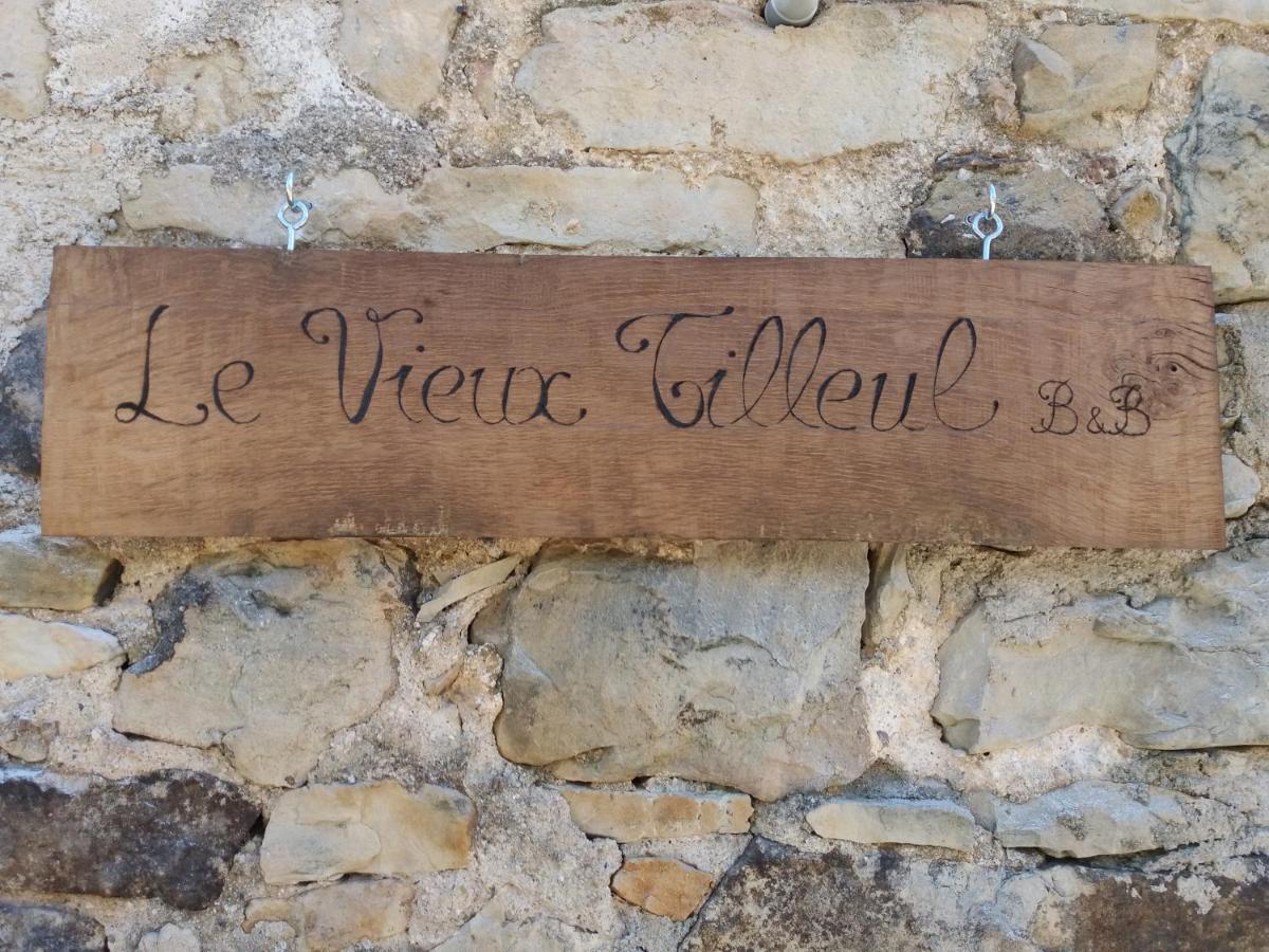 Le Vieux Tilleul Banne 외부 사진